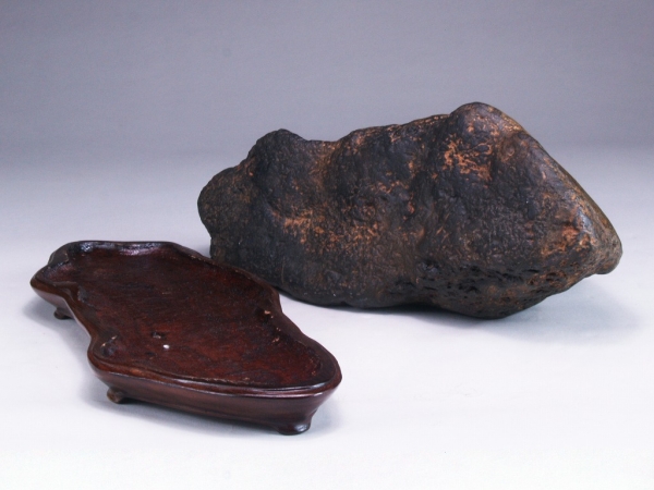 八海山石 水石 盆石 鑑賞石 台座付 極上品 八海山石 | 雨竹亭